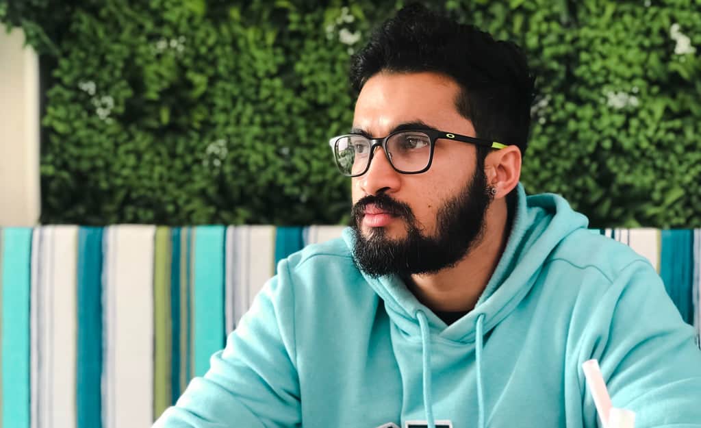 Manfaat Beard Spot Stick untuk Mengatasi Masalah Brewok 1 Manfaat Beard Spot Stick untuk atasi berbagai permasalahan brewok