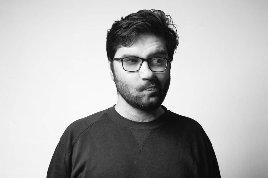 Ingin Menghilangkan Brewok? Pertimbangkan Dulu Hal Berikut! 1 Pertimbangkan hal ini dahulu sebelum menghilangkan brewok