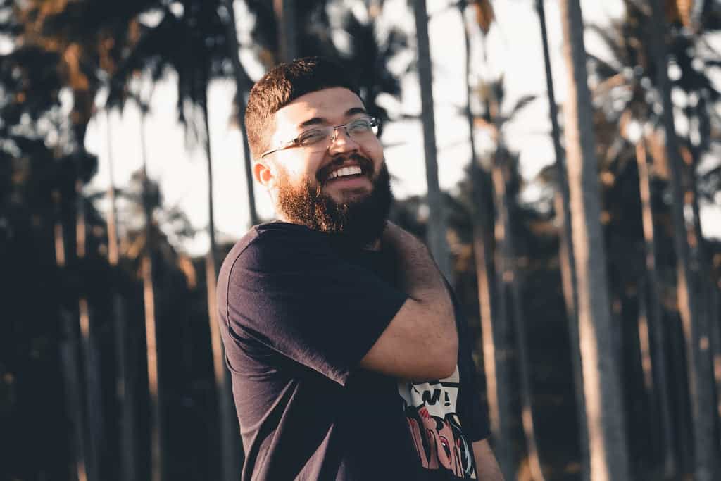 Apakah Memijat Dagu dan Area Wajah yang Ditumbuhi Brewok Membantu Pertumbuhan Brewok 1 Mitos atau Fakta, Manfaat Memijat Dagu dalam Memacu Pertumbuhan Brewok