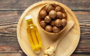 kacang macadamia dan minyak macadamia untuk kesehatan rambut